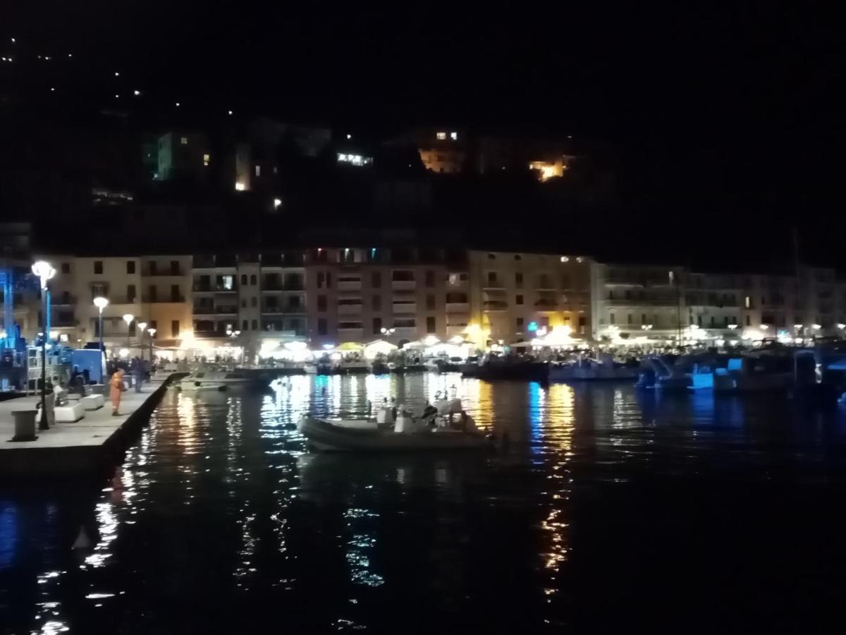 Laetitia Apartment Porto Santo Stefano  Exterior photo
